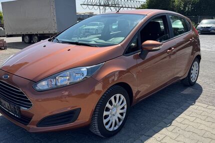 Ford Fiesta 102.671 km 4.990 € Oberhonnefeld 56587