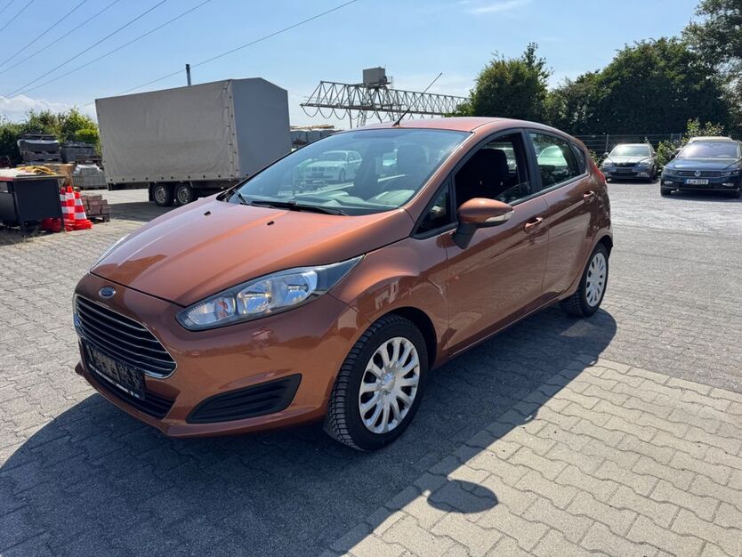 Ford Fiesta 102.671 km 4.990 € Oberhonnefeld 56587