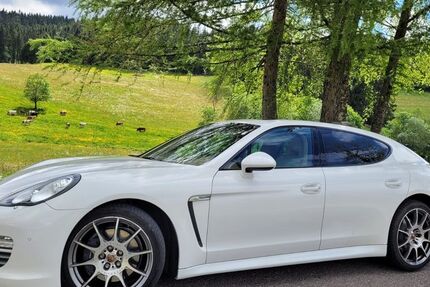Porsche Panamera 111.000 km 29.900 &euro; Bad Herrenalb 76332