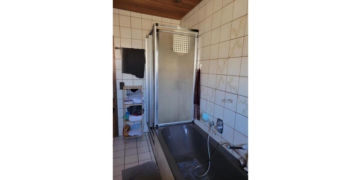 Etagenwohnung Schifferstadt - 3.5 Zimmer, 85 m&sup2;, 260.000&euro; | Angebot:25367823