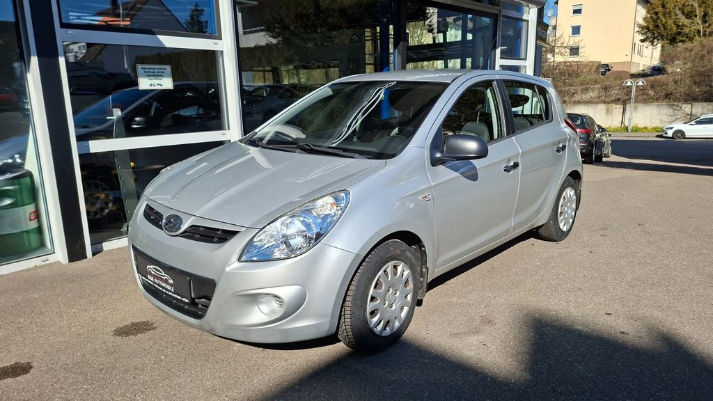 Hyundai i20 185.362 km 3.200 &euro; Schwäbisch Hall - Hessental 74523