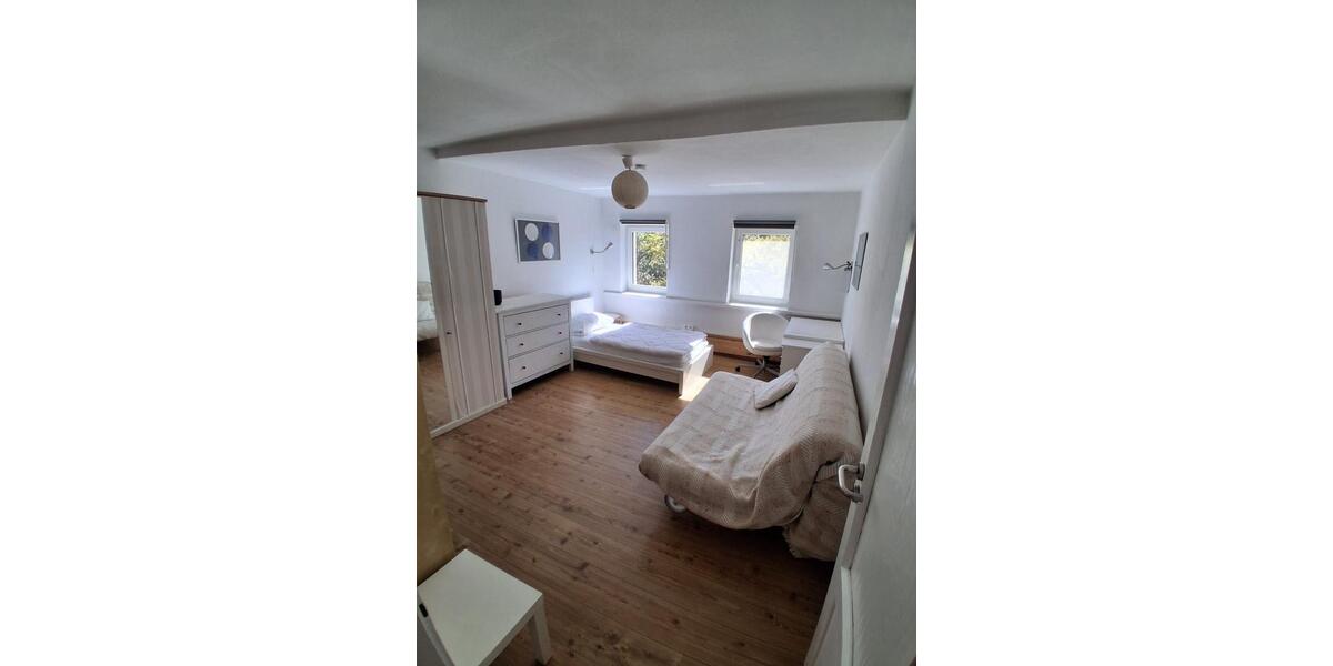Dachgeschoßwohnung Cottbus - 3 Zimmer, 65 m&sup2;, 902&euro; | Angebot:26329422