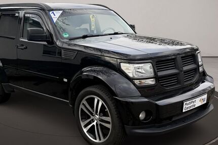 Dodge Nitro 176.162 km 8.990 &euro; Hamburg 22043