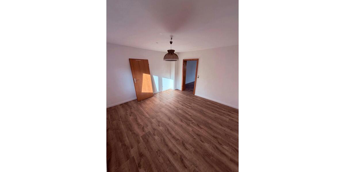 Etagenwohnung Burkardroth - 3 Zimmer, 79 m&sup2;, 680&euro; | Angebot:26677232