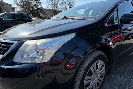 Toyota Avensis 321.220 km 3.499 &euro; Chemnitz 09125