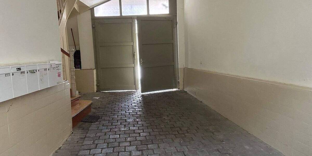 Etagenwohnung Halle (Saale) Innenstadt - 2 Zimmer, 52 m&sup2;, 472&euro; | Angebot:26891628