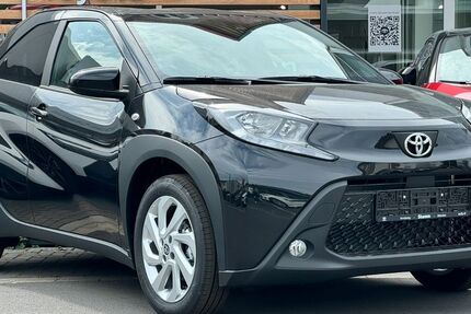Toyota Aygo (X) 2.000 km 17.490 &euro; Arnsberg-Neheim 59755