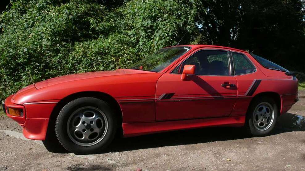 924