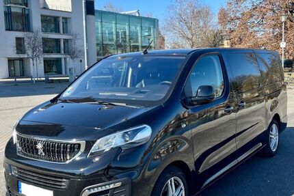 Peugeot Traveller 124.000 km 28.700 € Potsdam 14469