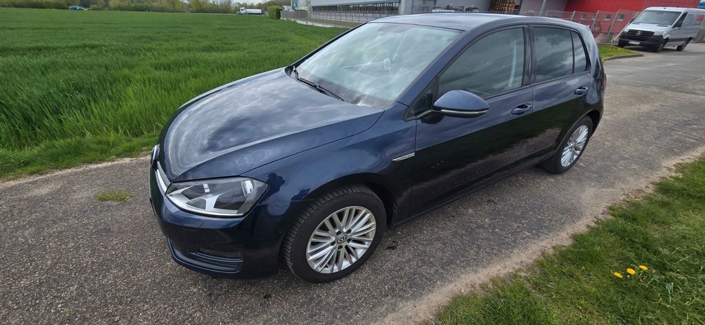VW Golf 123.000 km 10.990 &euro; Nottuln 48301