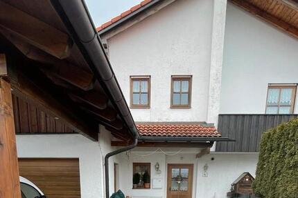 Wohnung Aschau am Inn - 4.5 Zimmer, 130 m&sup2;, 1.200&euro; | Angebot:26492902