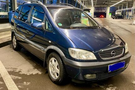 Opel Zafira 131.450 km 2.300 &euro; Augsburg 86157
