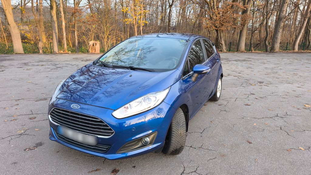 Ford Fiesta 145.600 km 5.500 &euro; Duisburg 47166