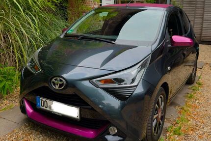 Toyota Aygo (X) 49.886 km 16.300 &euro; Dortmund 44269
