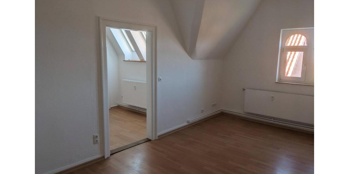Dachgeschoßwohnung Hemmingen - 2 Zimmer, 49 m&sup2;, 425&euro; | Angebot:25588592