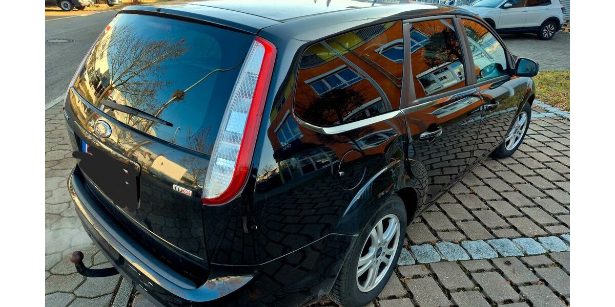 Ford Focus 247.355 km 2.300 &euro; Filderstadt 70794