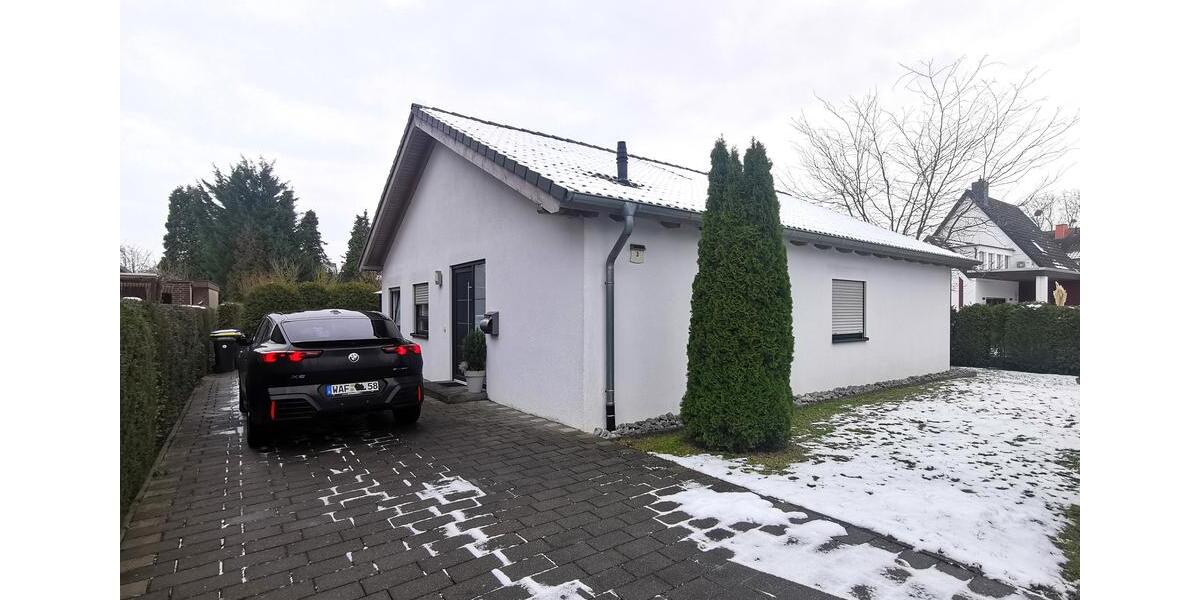 Außergewöhnlicher, barrierefreier Architekten-Bungalow mit Garten und Terrasse 3 zimmer