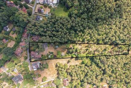 Ein Stück Natur und Bauland für Ihre Visionen in bester Lage zimmer