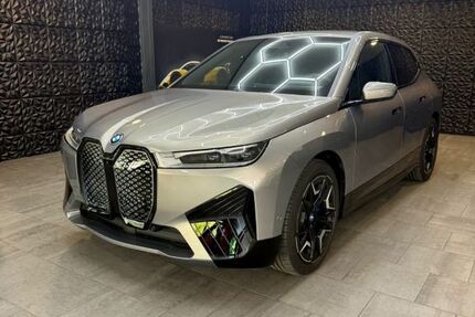BMW iX 1.510 km 59.990 € München 81825