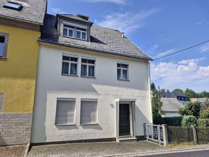 Haus zum Kaufen in Mildenau 35.000 € 94 m²