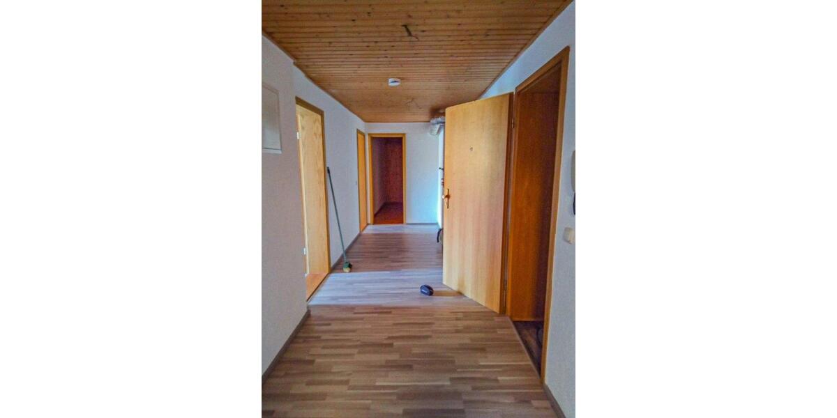 Vermiete 3,5-Zimmer-Wohnung in Altenhammer zimmer