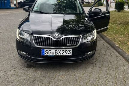 Skoda Superb 187.454 km 7.500 € Solingen 42651