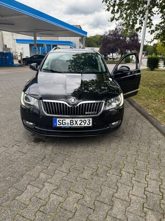 Skoda Superb 187.454 km 7.500 € Solingen 42651