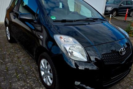 Toyota Yaris 80.982 km 5.800 &euro; Bergheim 50127