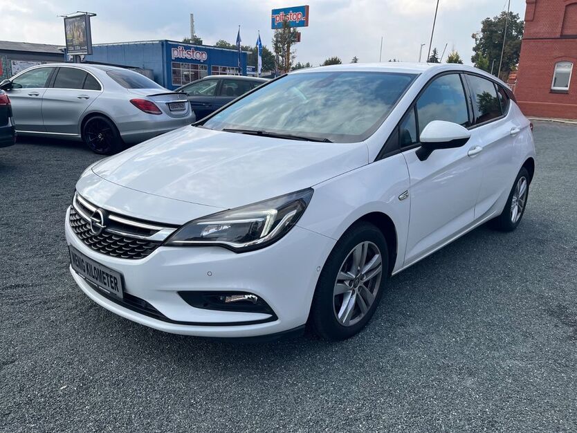 Opel Astra 63.637 km 10.399 € Halberstadt 38820