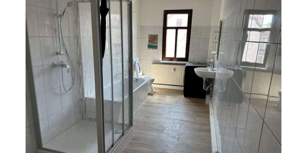 Hohe Mietrendite - Wohn- und Geschäftshaus im Zentrum von Arnstadt zu verkaufen - Mehrfamilienhaus, Wohnhaus Arnstadt | Angebot:20063017