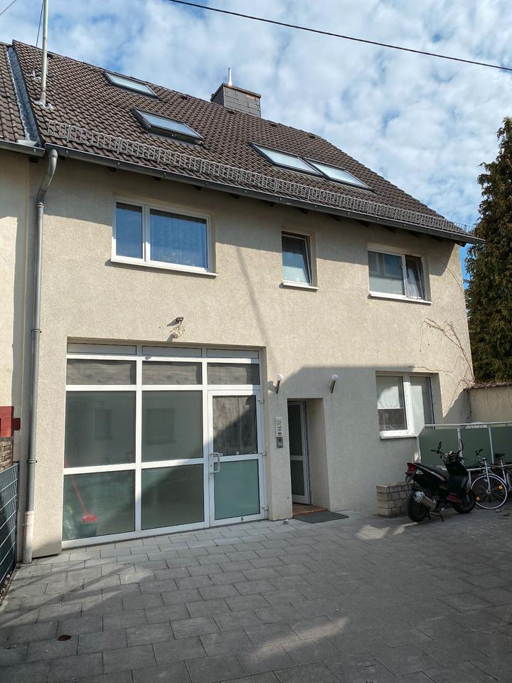 Helle Gewerbefläche im ruhigen Hinterhaus – 115 m² – Frankfurt