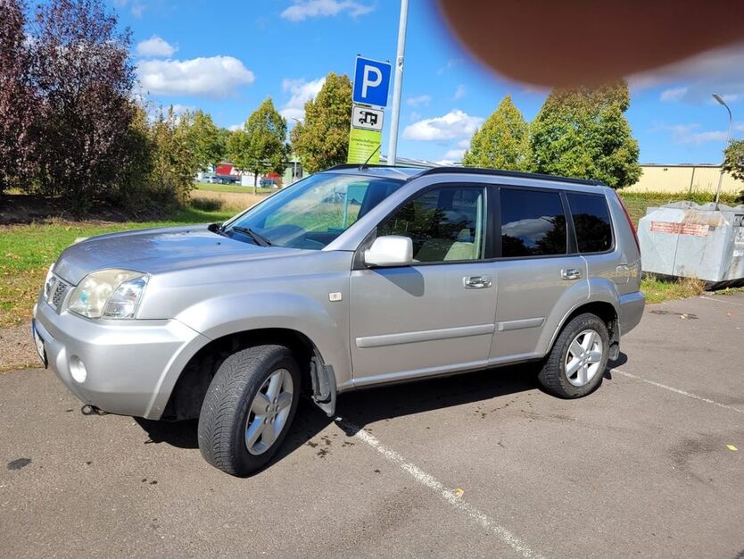 Nissan X-Trail 180.000 km 6.500 € Rödelhausen 56858