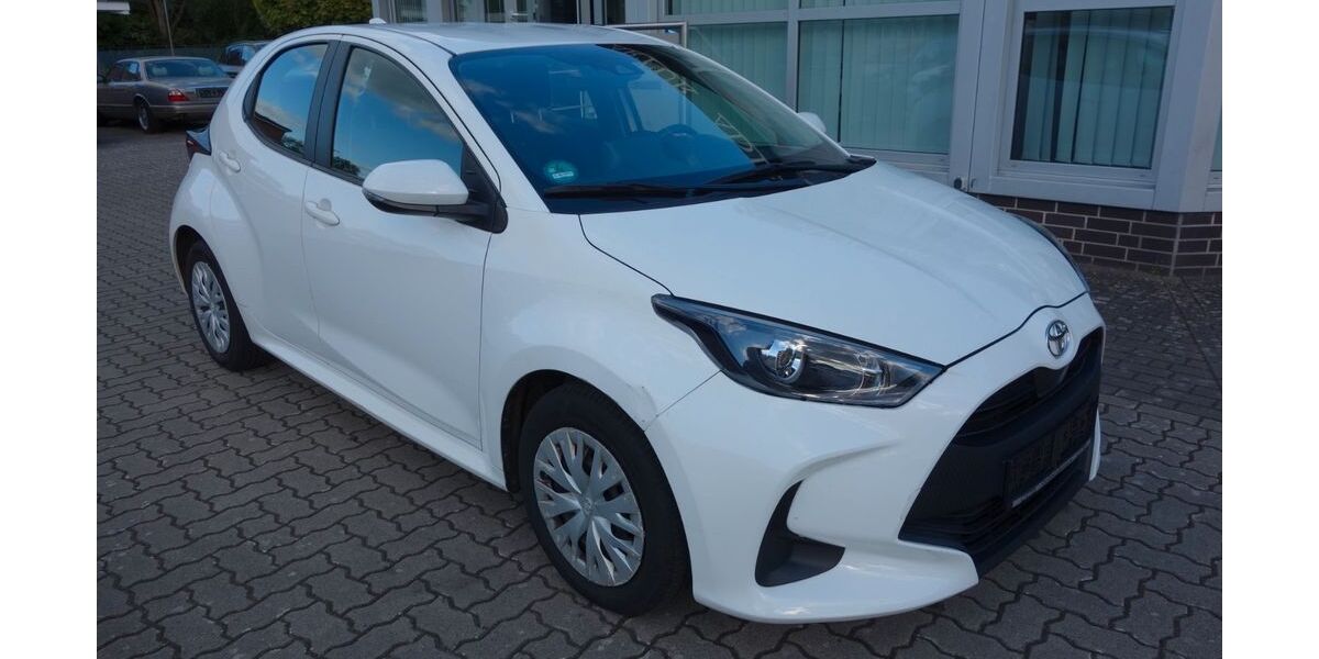 Toyota Yaris 128.735 km 9.650 &euro; Bremen 28357