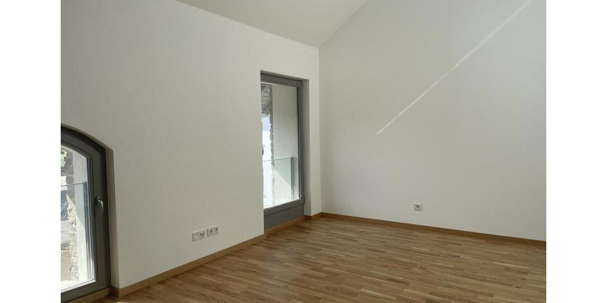 Einfamilienhaus Lohmar - 2 Zimmer, 107 m&sup2;, 1.477&euro; | Angebot:24586941