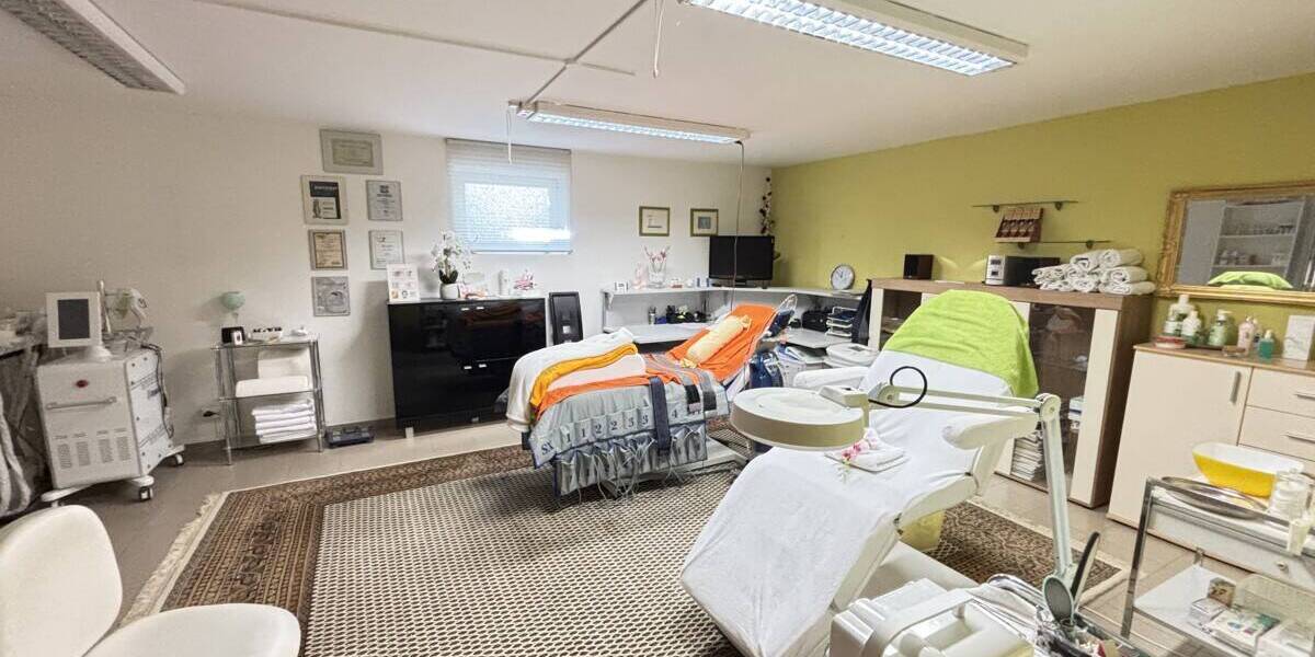 Bungalow Bad Füssing / Würding Würding - 3 Zimmer, 141 m&sup2;, 590.000&euro; | Angebot:26499229