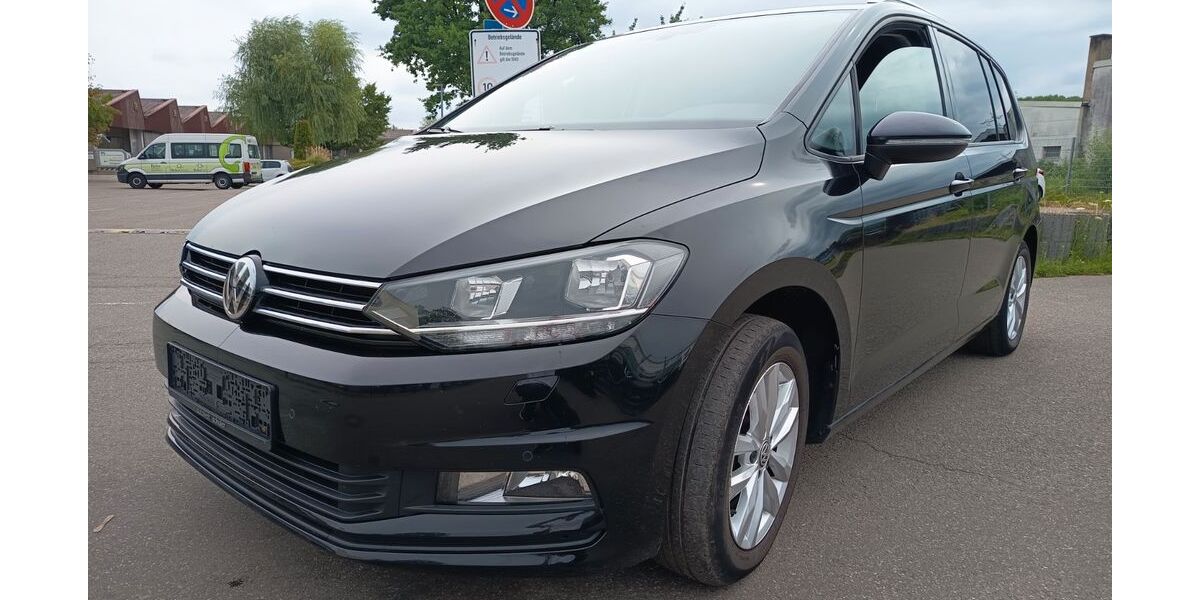 VW Touran 128.000 km 16.400 &euro; Lahr-Langenwinkel 77933