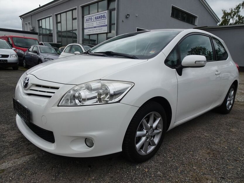 Toyota Auris 133.394 km 4.590 € Falkensee 14612