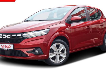 Dacia Sandero 30.492 km 16.490 &euro; Neubrandenburg 17036