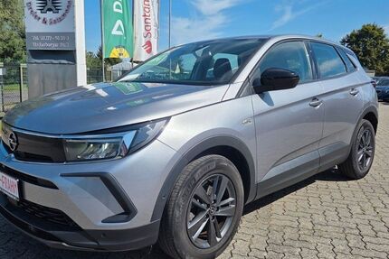 Opel Grandland (X) 114.840 km 17.890 € Wittenberge 19322