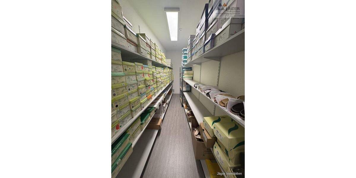 Gewerbeobjekt Ganderkesee - 2.100&euro; | Angebot:25678502