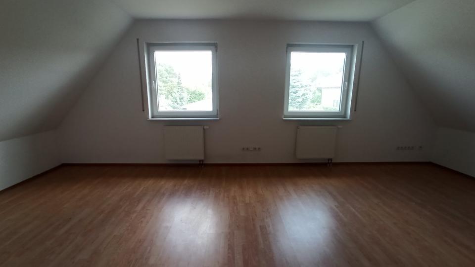 Einfamilienhaus Werder (Havel) - 3 Zimmer, 102 m&sup2;, 1.600&euro; | Angebot:24302996