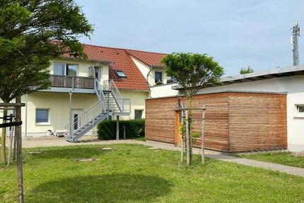 Attraktive 3-Zimmer-Wohnung mit Terrasse und eigenem Eingang 3 zimmer