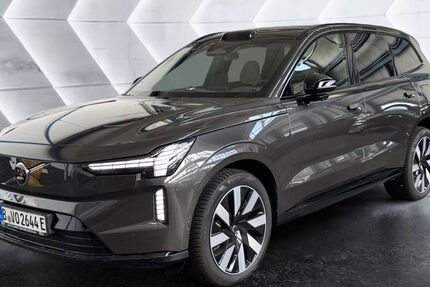 Volvo EX90 15.000 km 83.990 € Berlin 10553