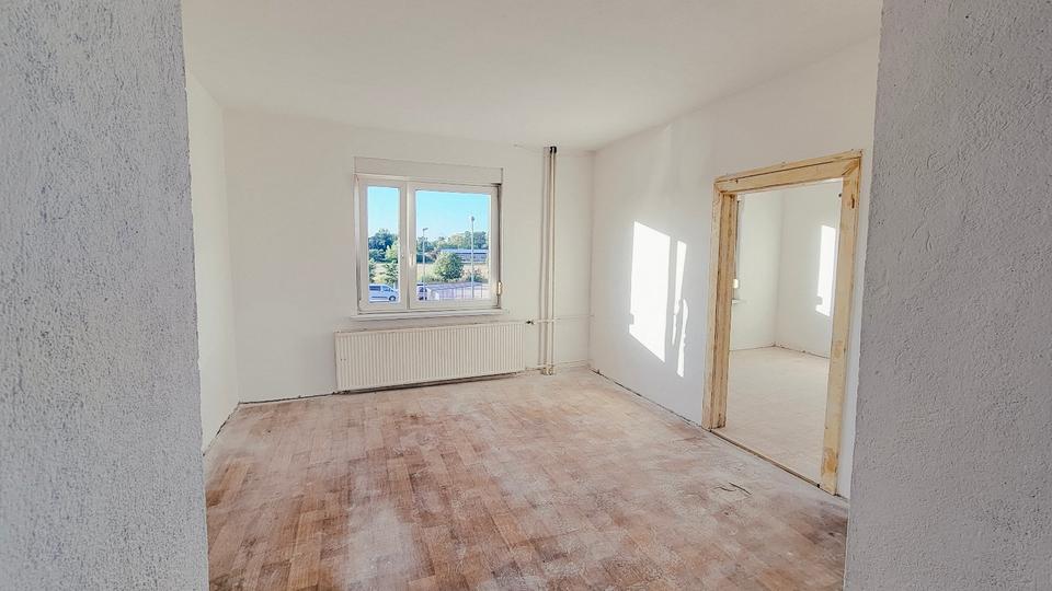 Reihenhaus Raguhn-Jeßnitz Jeßnitz (Anhalt) - 7 Zimmer, 140 m&sup2;, 105.000&euro; | Angebot:27216710