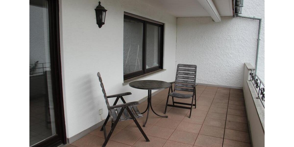 Etagenwohnung Koblenz Karthause - 4 Zimmer, 135 m&sup2;, 1.200&euro; | Angebot:25415518