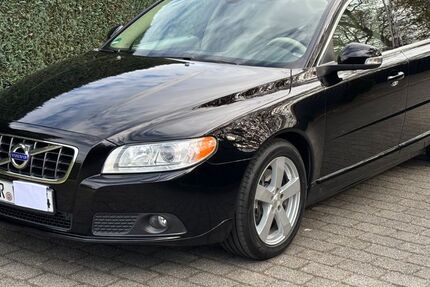 Volvo V70 220.000 km 6.800 &euro; Doerverden 27313