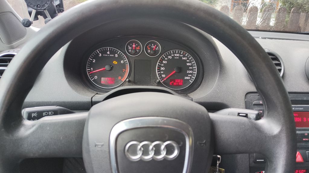 Audi A3 303.000 km 1.325 &euro; Münchberg 95213