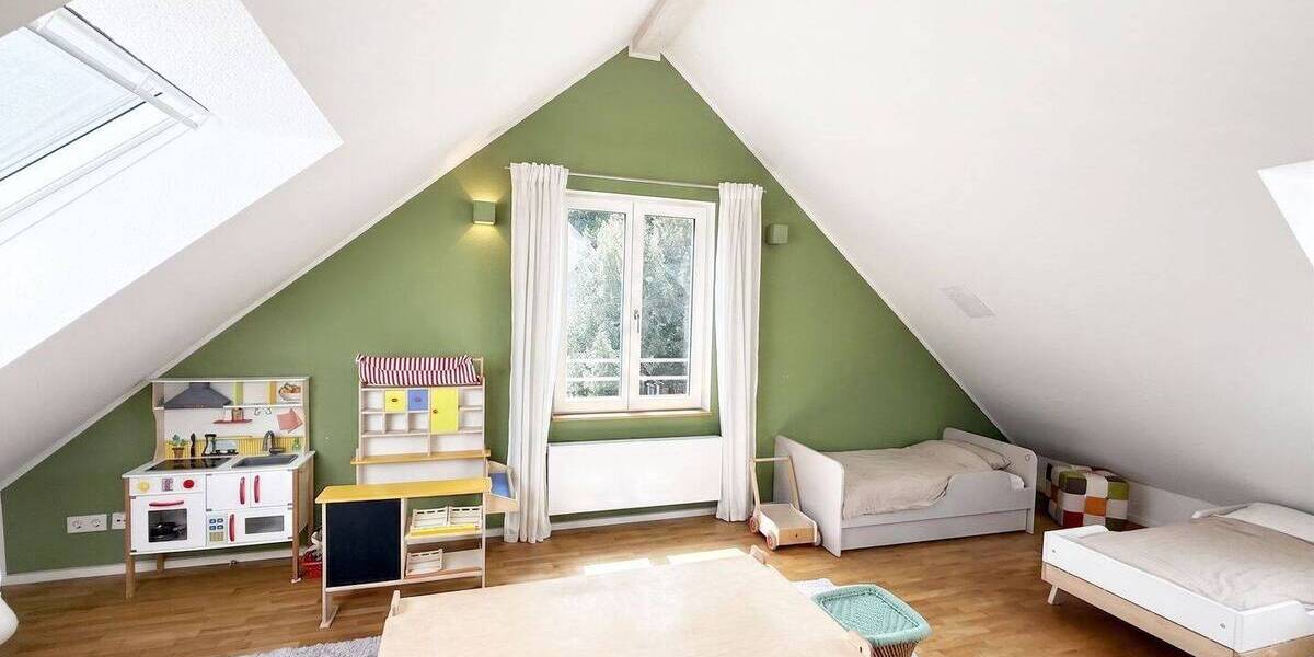 Einfamilienhaus Stuttgart Süd - 5 Zimmer, 215 m&sup2;, 4.500&euro; | Angebot:26779855
