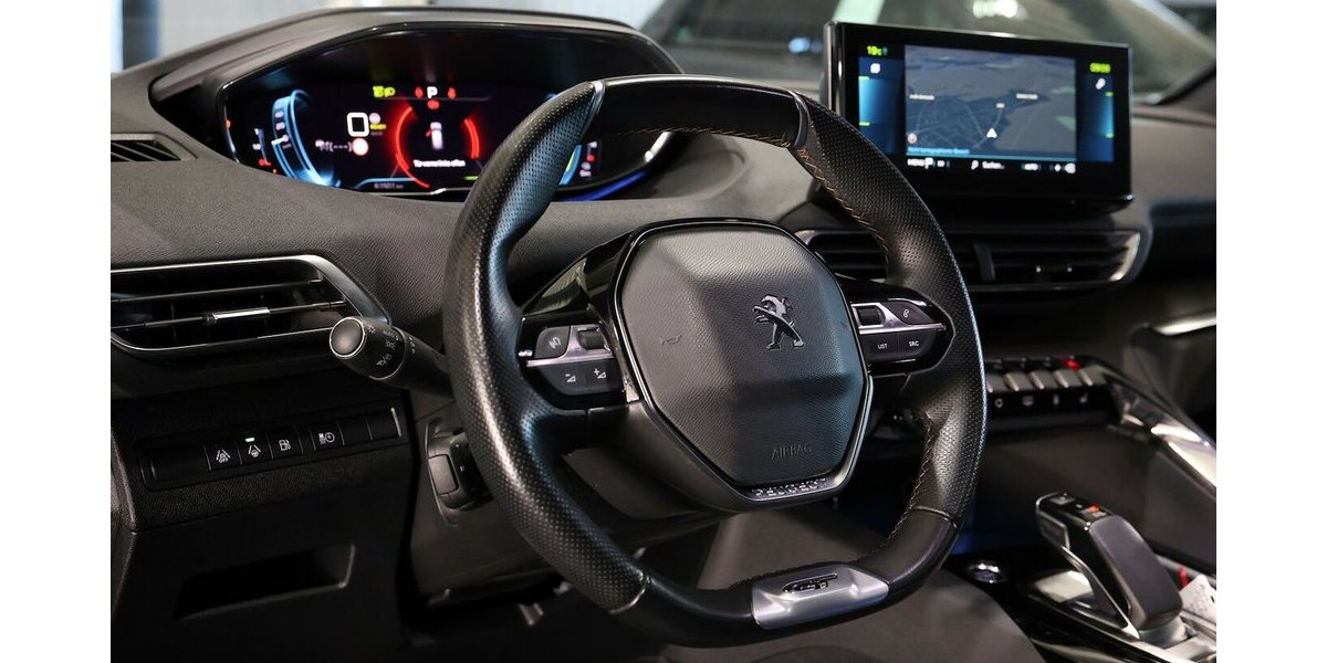 Peugeot 3008 Hybrid 225 GT-LINE SPORT / PANORAMA / LED 60.000 km 20.991 &euro; Hamm 59077