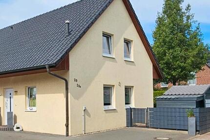 Haus Reinfeld (Holstein) - 3 Zimmer, 86 m&sup2;, 295.000&euro; | Angebot:27184355
